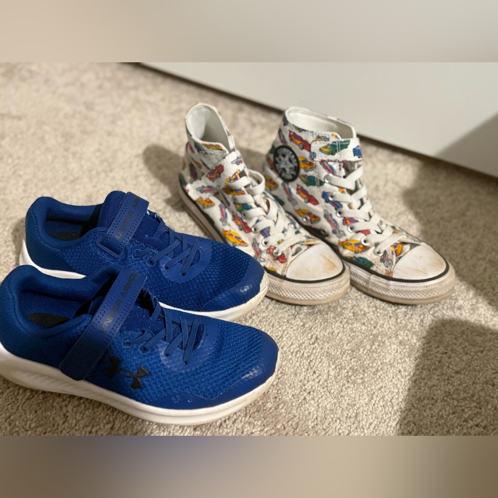 Boys Namebrand Shoes Sz 3